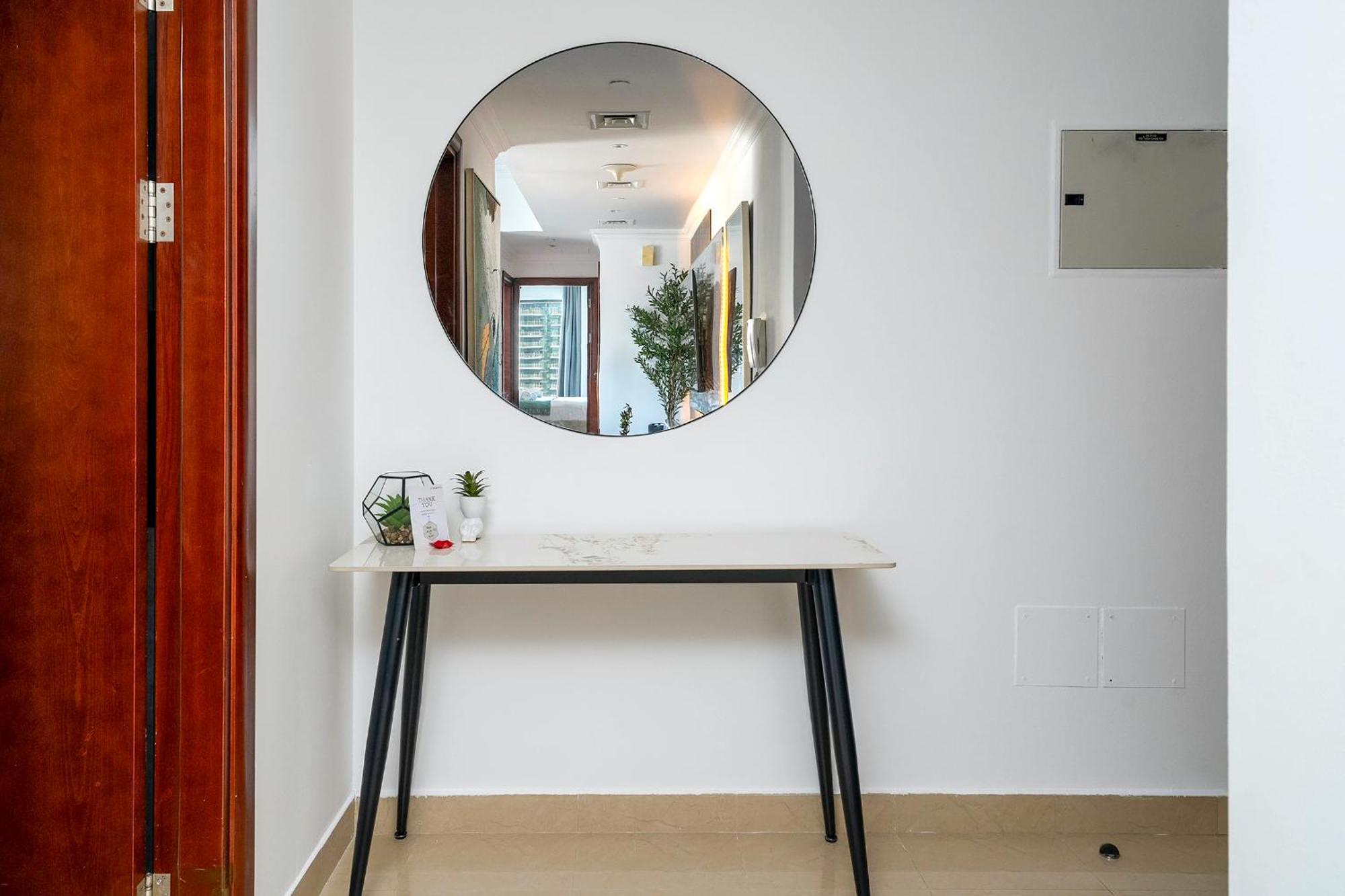 Apartment Moderne 1br With A Lovely Marina View Dubai
