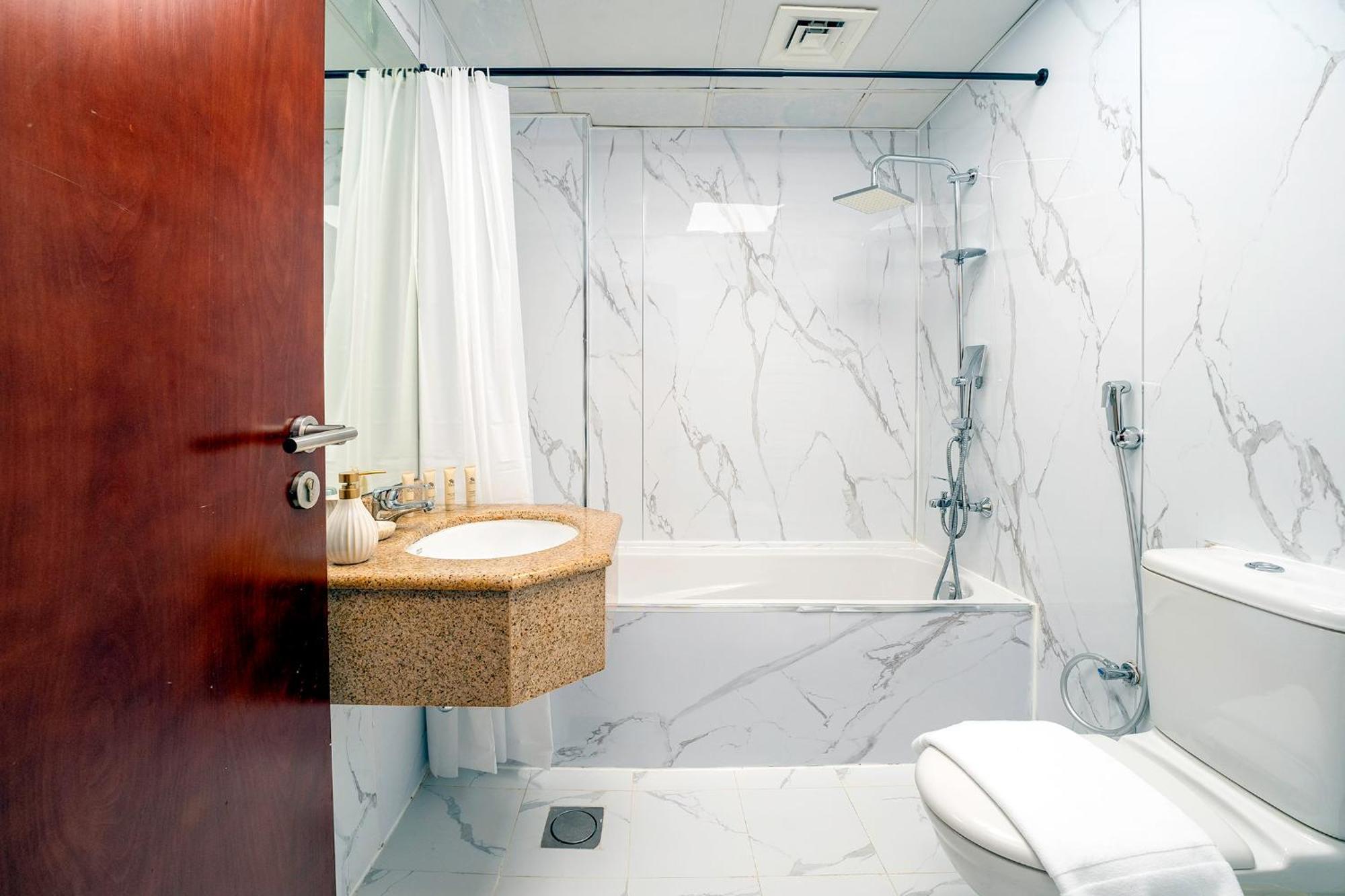 Moderne 1br With A Lovely Marina View Apartment *